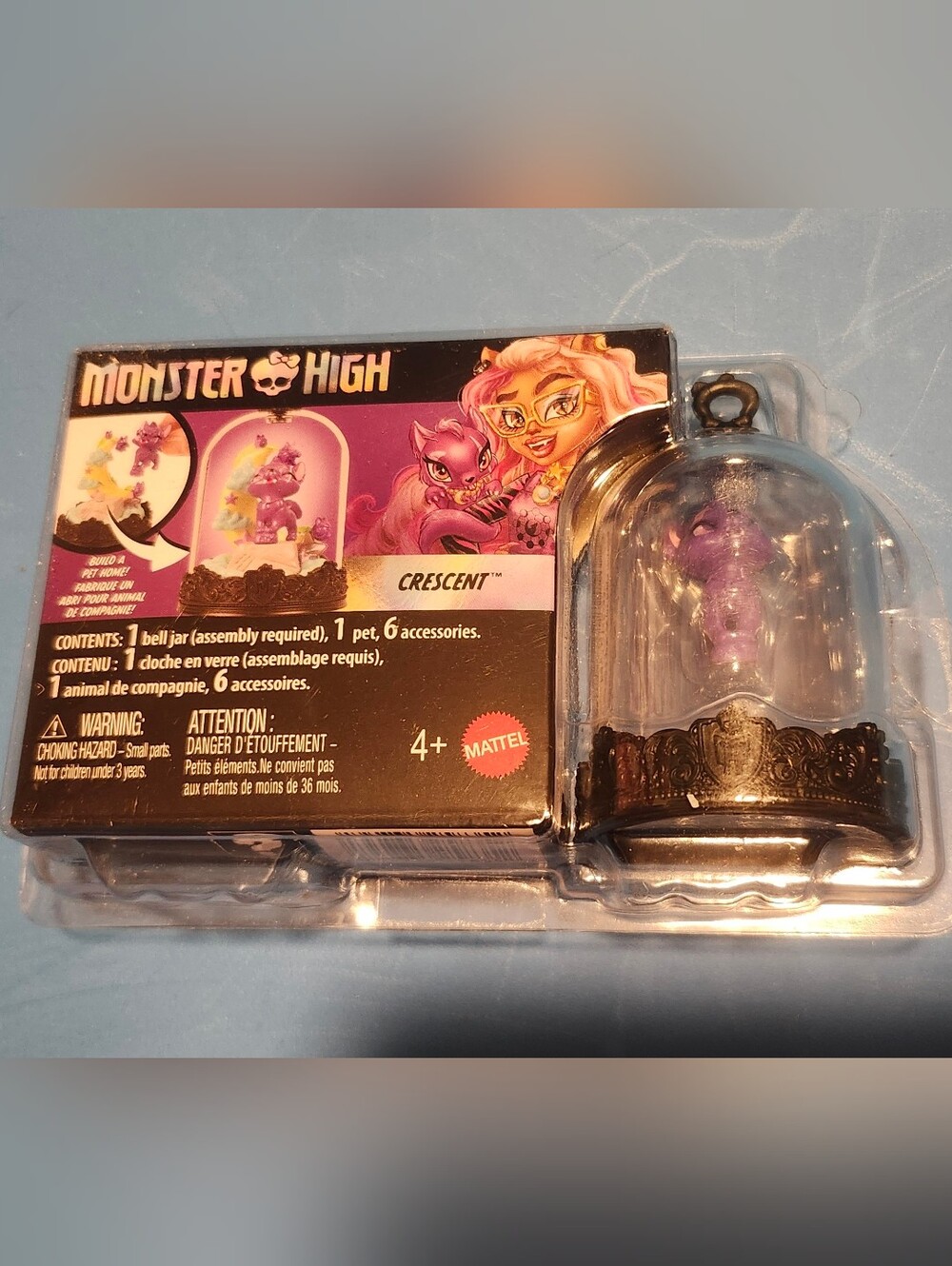 monster high purple Crescent Collectible Pet with Bell Jar